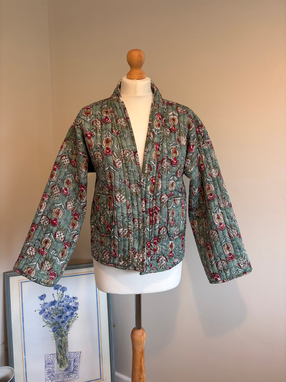 Meadow Reversible Cotton Quilted Jacket in White Florals