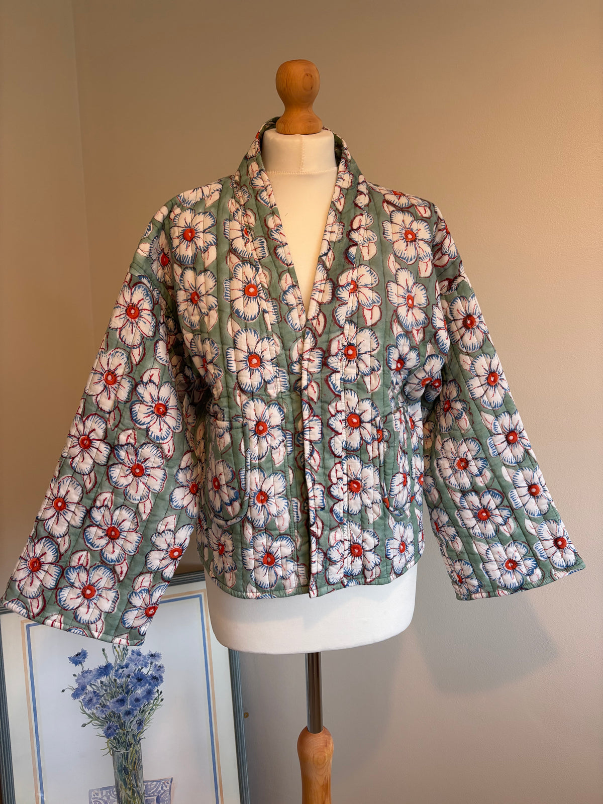 Meadow Reversible Cotton Quilted Jacket in White Florals